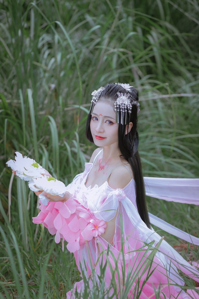 《未成沉醉意先融》